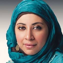 شرين هنائى